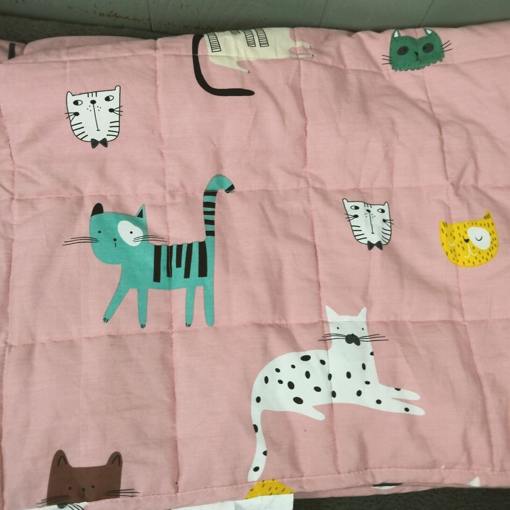And Beyond 3 Lb Weighted Blanket 36 X 48 Pink Quilted All Over Cat Print Kids